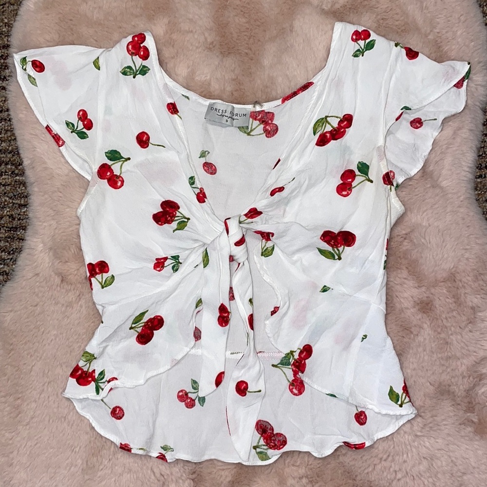 Dress Forum White Cherry Tie-Front Crop Top